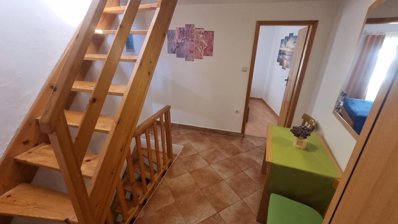 Apartment Igor With Balcony And Sea View Baška Extérieur photo